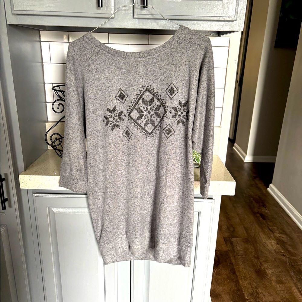 Gray Patterned Women's Sweater by Hippie Rose NWT